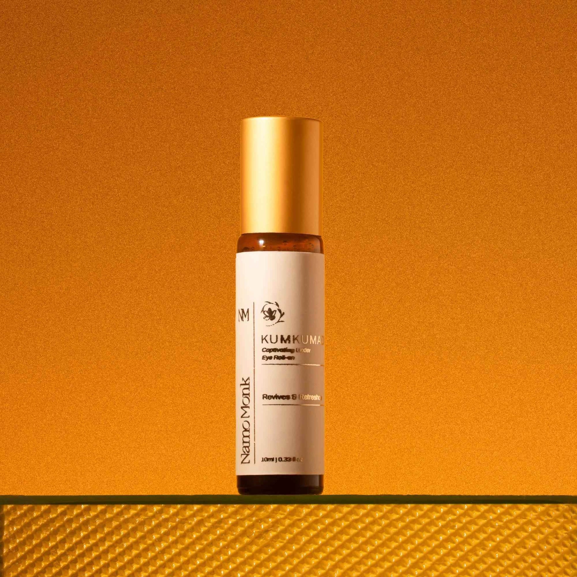 Kumkumadi Captivating Under Eye Roll-on - NamoMonk